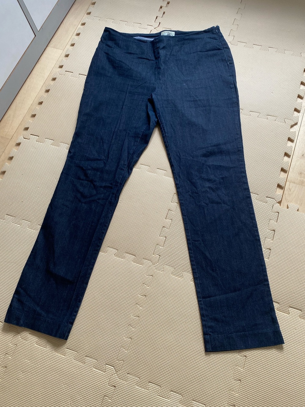 St. John's Bay Women's Classic Fit Tapered Leg Dark Blue Jeans Size 14